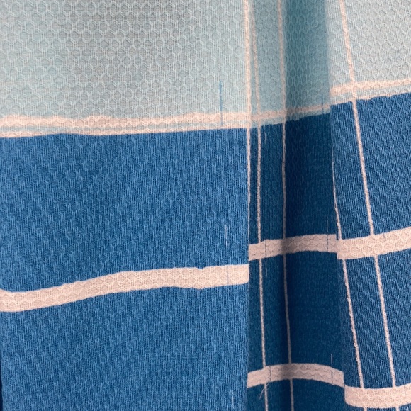 We love Vera fit& flare blue stripe skirt, size 8 - Picture 5 of 5